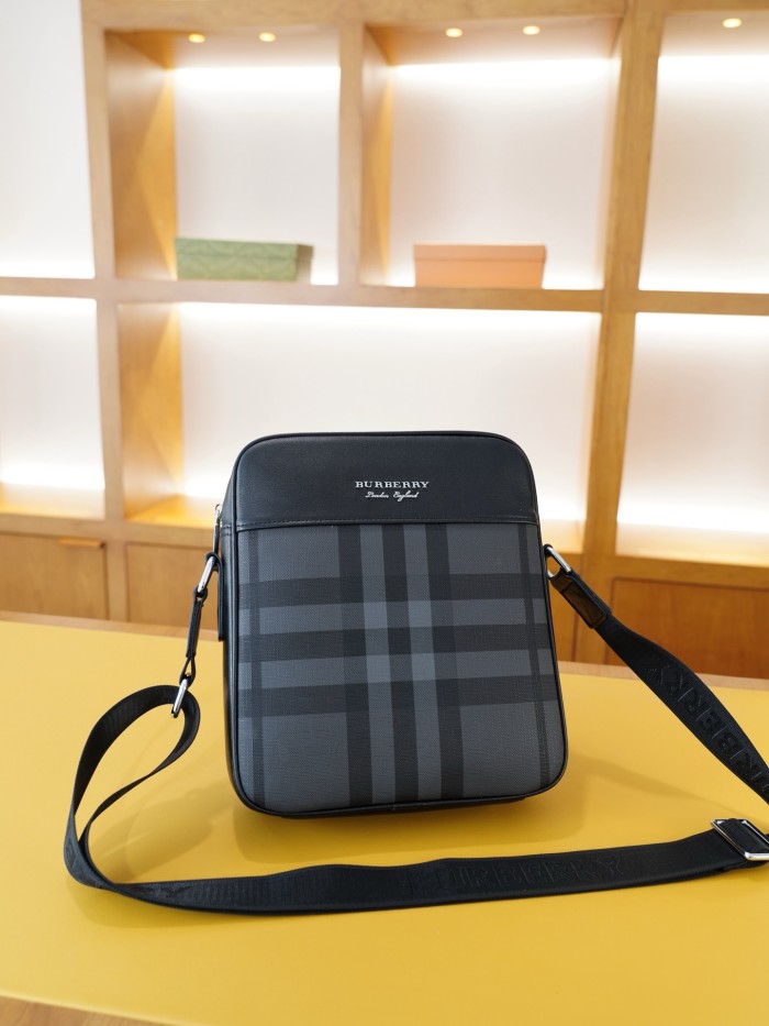 希少♪限定 バーバリー ショルダーバッグ コピー