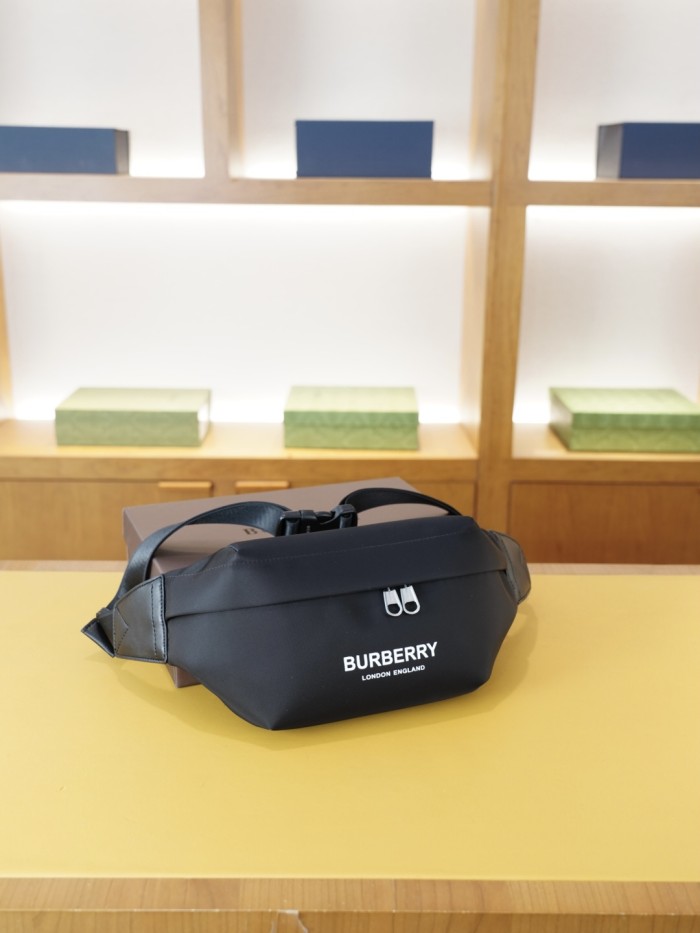 高品質♪♪♪  バーバリー ウエストポーチ▪ボディバッグ スーパーコピー