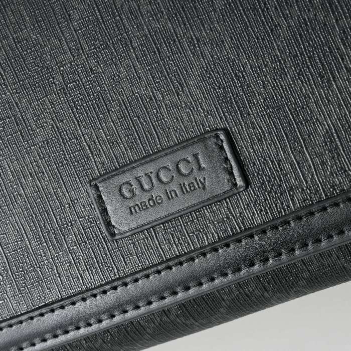 完売必至 グッチ ショルダーバッグ 偽物