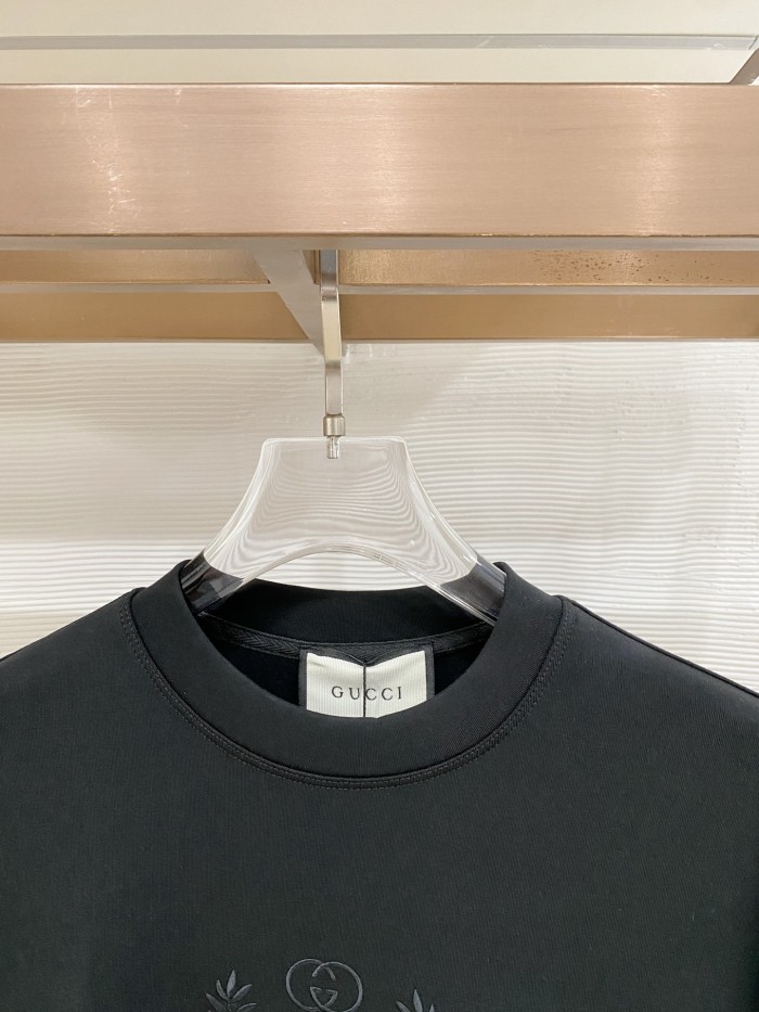 《人気★》 2027 グッチ 新作 長袖Tシャツ スーパーコピー