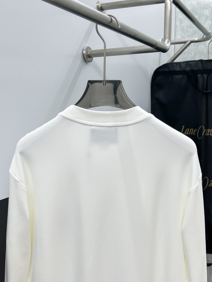 世界中で大人気♪ 2027 グッチ 新作 長袖Tシャツ 偽物