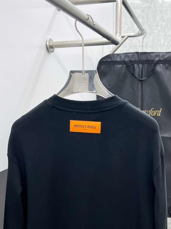 【限定カラー】2027 ルイヴィトン 新作 長袖Tシャツ 偽物