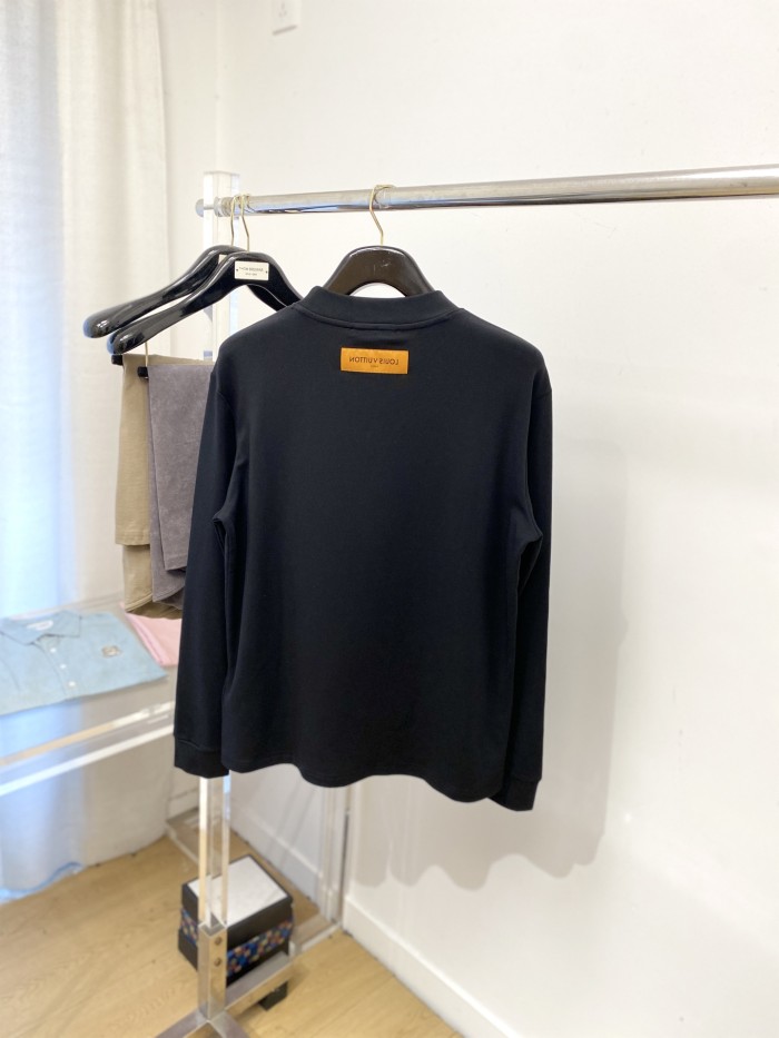 注目アイテム☆ 2027 ルイヴィトン 新作 長袖Tシャツ スーパーコピー