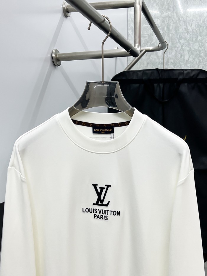 定番人気！2027 ルイヴィトン 新作 長袖Tシャツ コピー