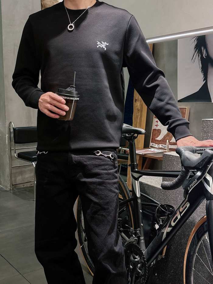 お洒落  2027 アークテリクス 新作 長袖Tシャツ コピー