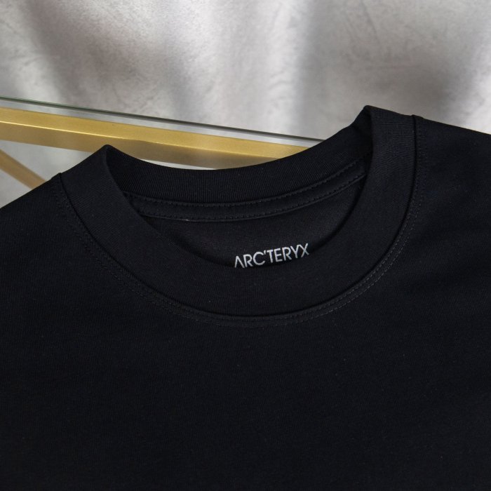 超限定♪ 2027 アークテリクス 新作 長袖Tシャツ 偽物