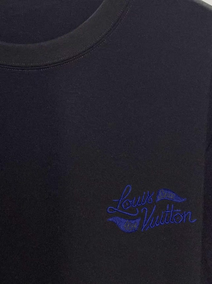 入手困難！2027 ルイヴィトン 新作 長袖Tシャツ コピー