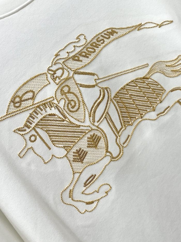 ★日本!!人気！2027 バーバリー 新作 長袖Tシャツ スーパーコピー