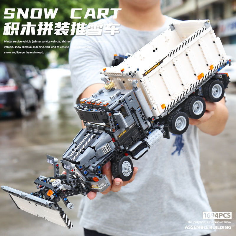 Mould King 13166 Snowplow MACK Granite