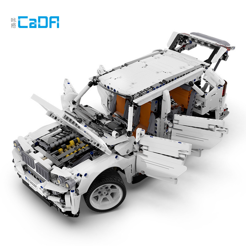 CaDA 61007 Four-wheel drive off-road vehicle