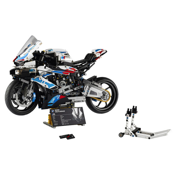 BMW M 1000 RR
