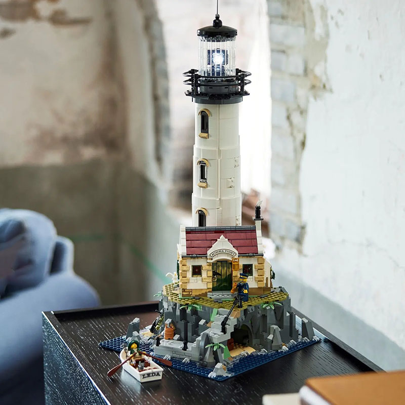Motorised Lighthouse