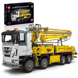 Mould King 19003 Truck with concrete pump