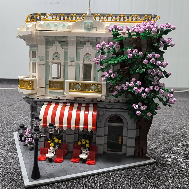 MOC-131134 Coffee shop under cherry blossom trees