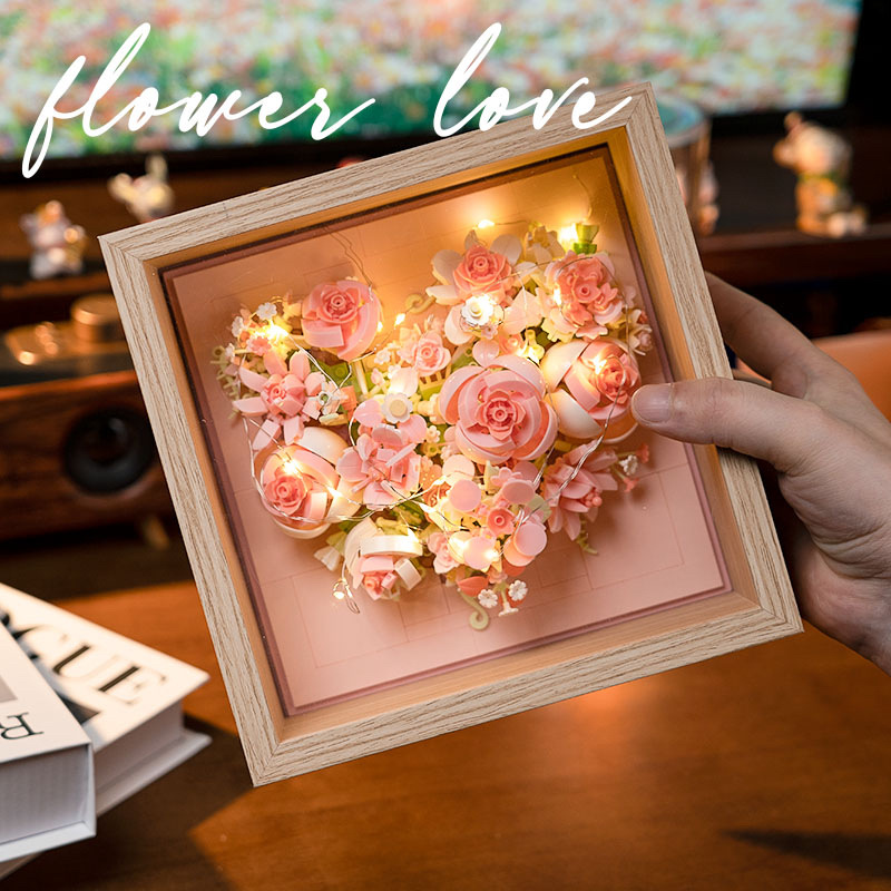 Wekki 517209 Huayu Heart Photo Frame