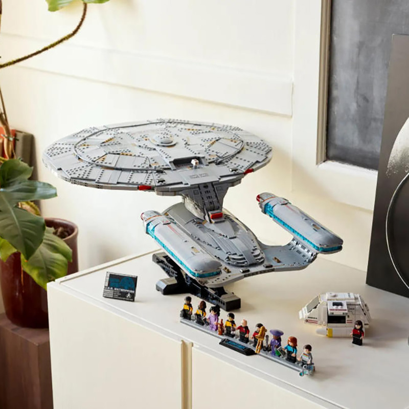 Star Trek: U.S.S. Enterprise NCC-1701-D