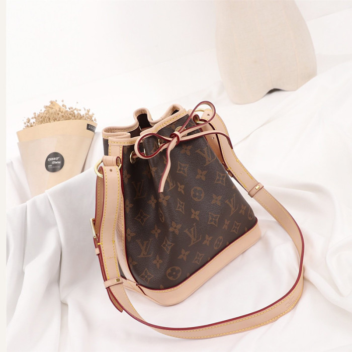 Louis Vuitton Womens Bag