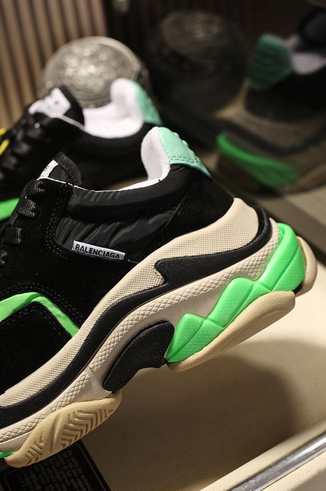 Balenciaga Mens Shoes Breathable Design Sneakers Luxury Brand Triple S Sneaker