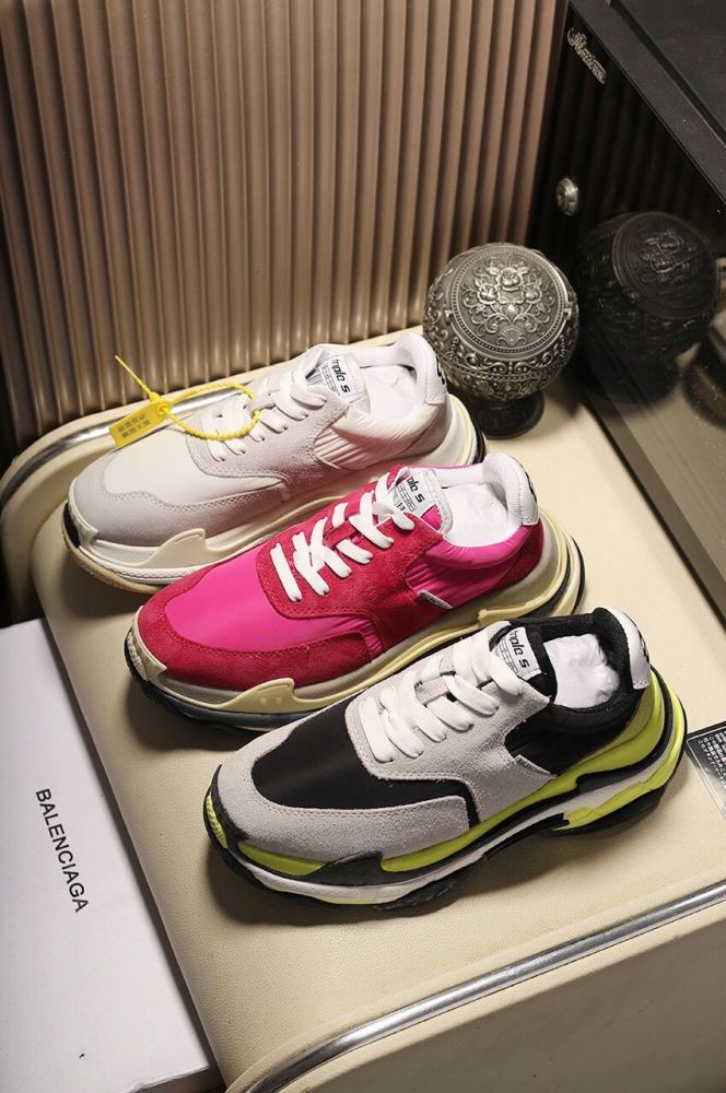 Balenciaga Mens Shoes Breathable Design Sneakers Luxury Brand Triple S Sneaker