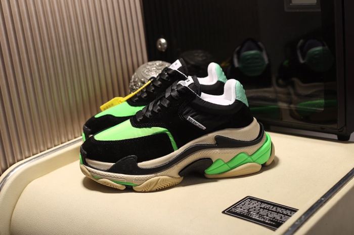 Balenciaga Mens Shoes Breathable Design Sneakers Luxury Brand Triple S Sneaker