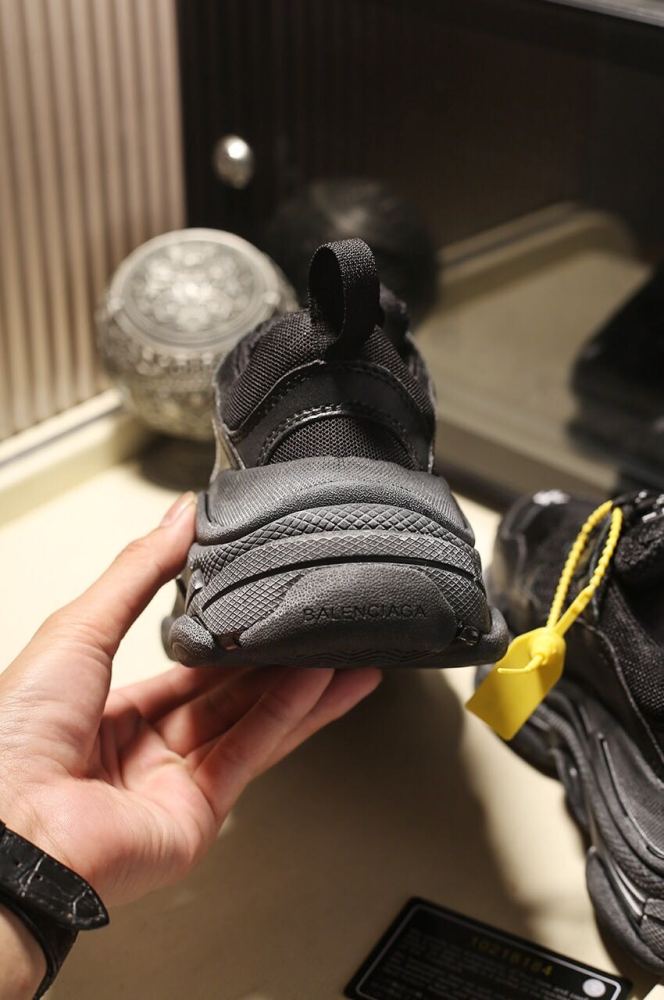 Balenciaga Men Shoes Fashion Design Luxury Brand