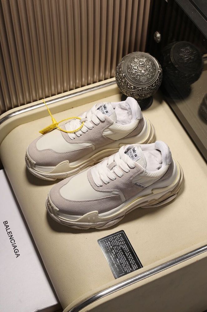 Balenciaga Mens Shoes Breathable Design Sneakers Luxury Brand Triple S Sneaker