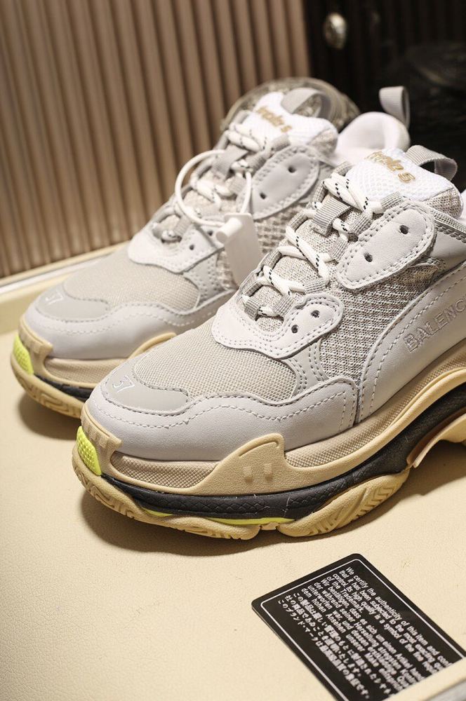 Balenciaga Mens Shoes Breathable Design Sneakers Luxury Brand Triple S Sneaker