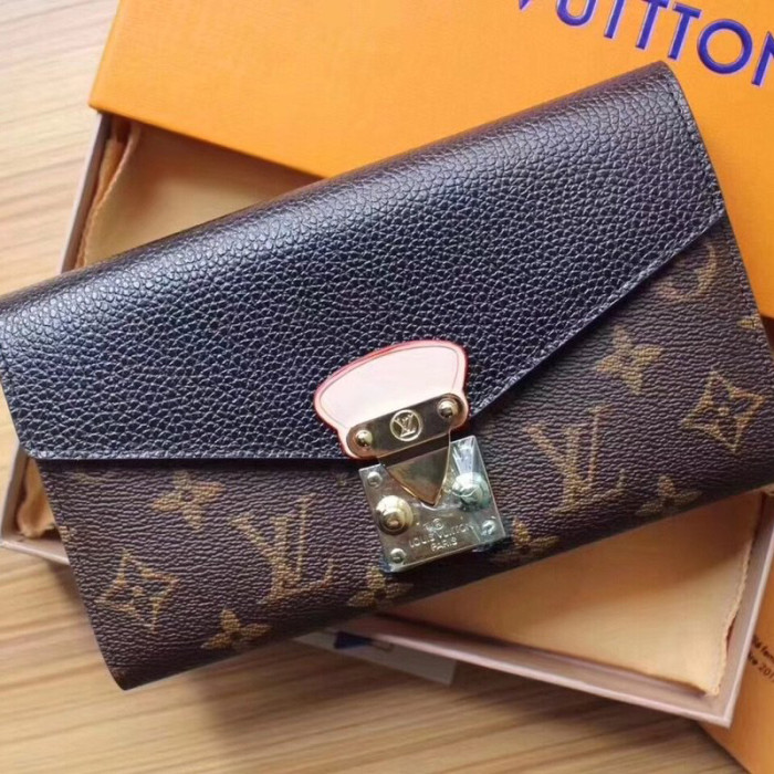 Louis Vuitton Womens Bag Wallet