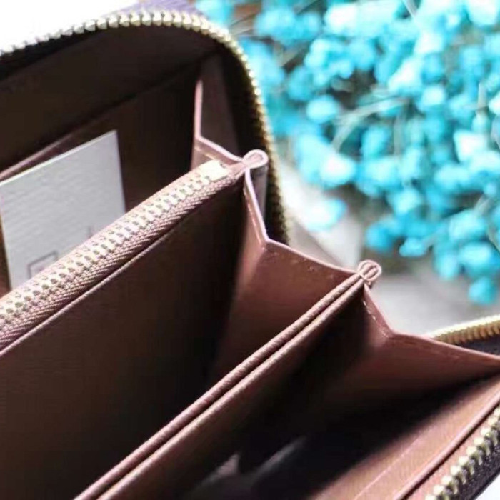 Louis Vuitton Mens Bag Wallet