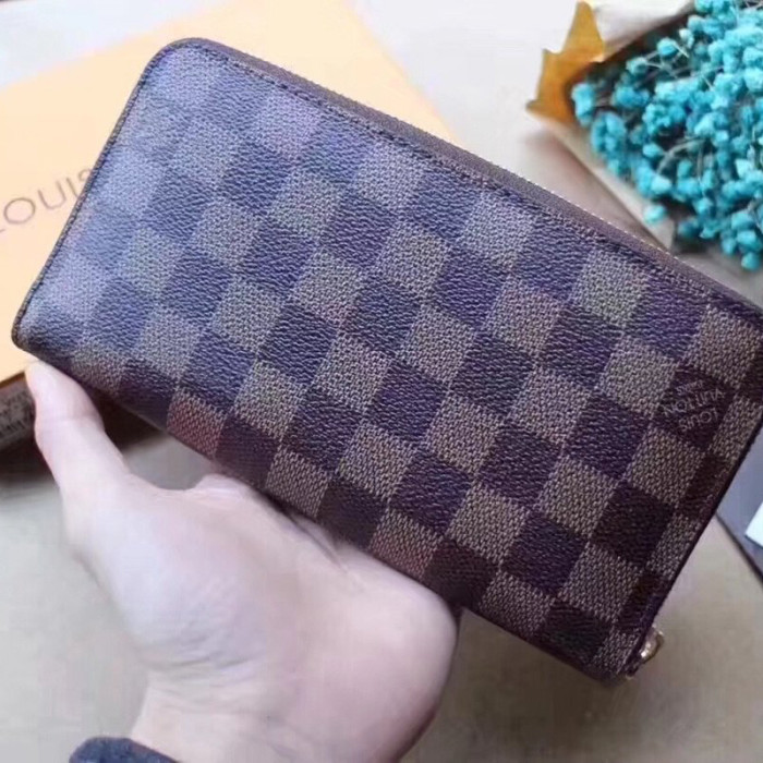 Louis Vuitton Mens Bag Wallet