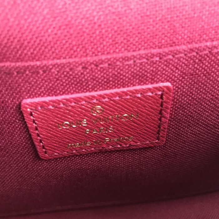 Louis Vuitton Womens Bag Shoulder Bags