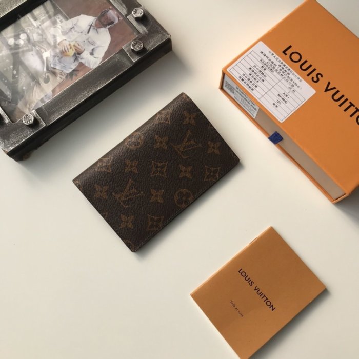 Louis Vuitton Mens Bag Wallet