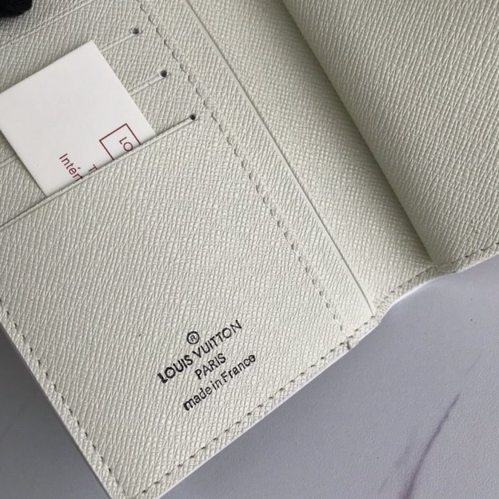 Louis Vuitton Women Bag Wallet
