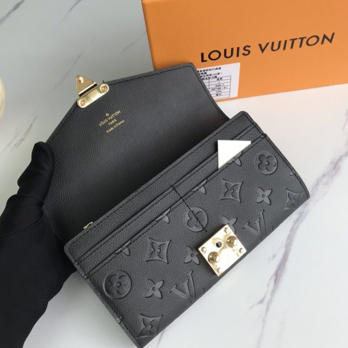 Louis Vuitton Women Bag Wallet