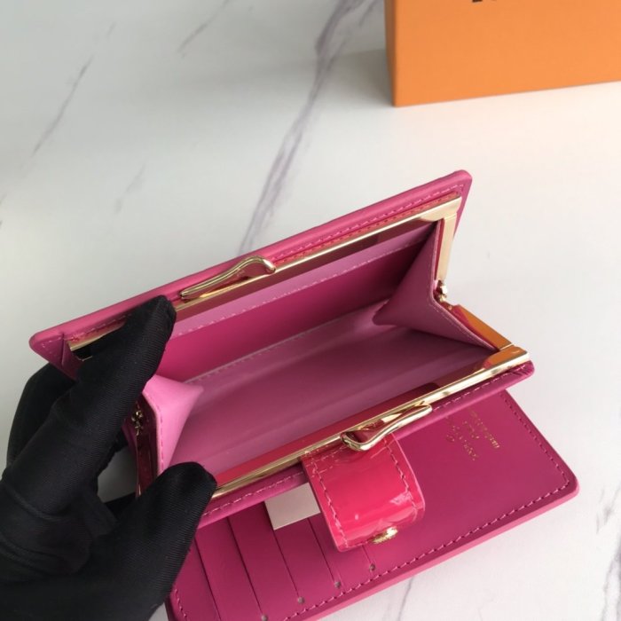 Louis Vuitton Women Bag Wallet