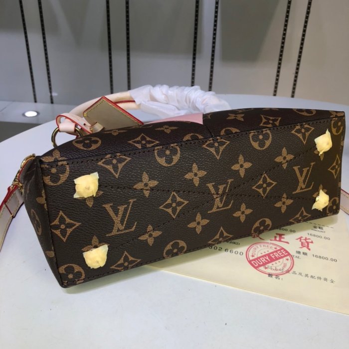 Louis Vuitton Womens Bag Handbag