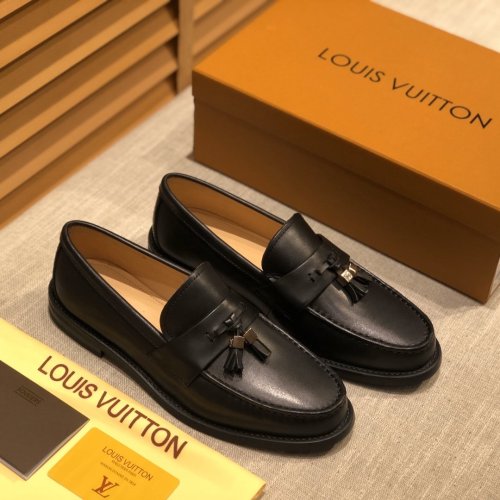 Louis Vuitton Men Shoes
