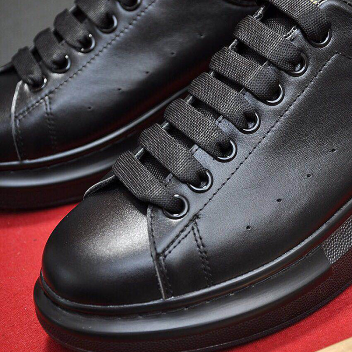 Alexander McQueen Men Shoes Fashion Design Luxury Brand