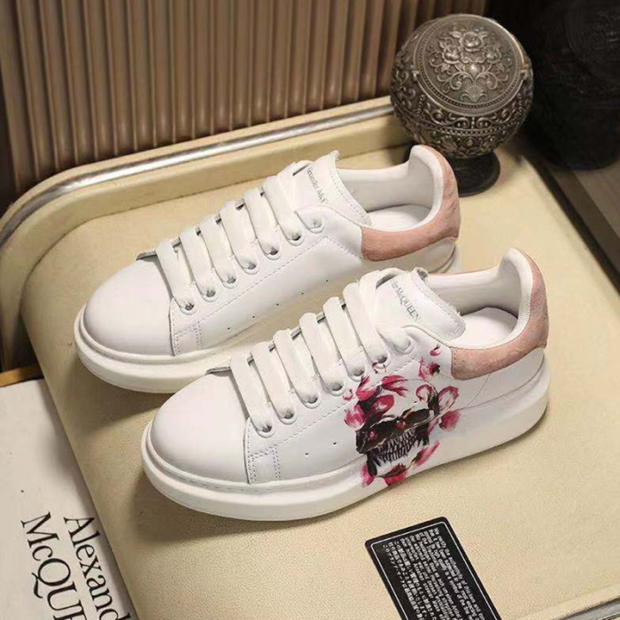 Alexander McQueen Men Shoes Fashion Design Luxury Brand
