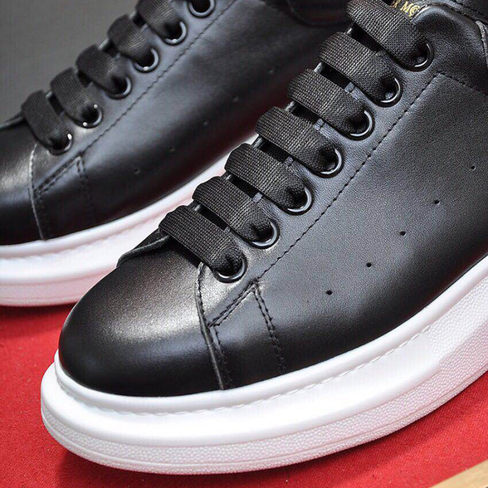 Alexander McQueen Men Shoes Fashion Design Luxury Brand