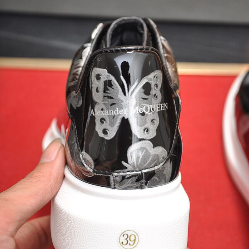 Alexander McQueen Men Shoes Fashion Design Luxury Brand