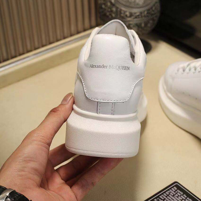 Alexander McQueen Men Shoes Fashion Design Luxury Brand