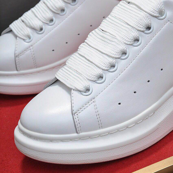 Alexander McQueen Men Shoes Fashion Design Luxury Brand