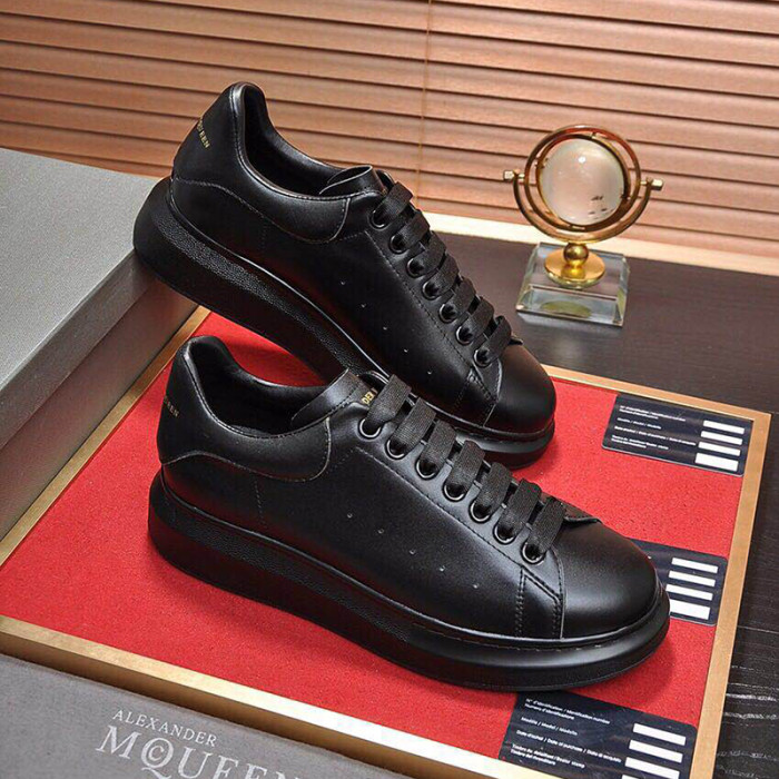 Alexander McQueen Men Shoes Fashion Design Luxury Brand