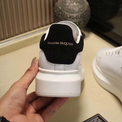 Alexander McQueen Men Shoes Fashion Design Luxury Brand