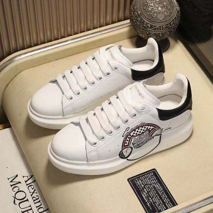 Alexander McQueen Men Shoes Fashion Design Luxury Brand