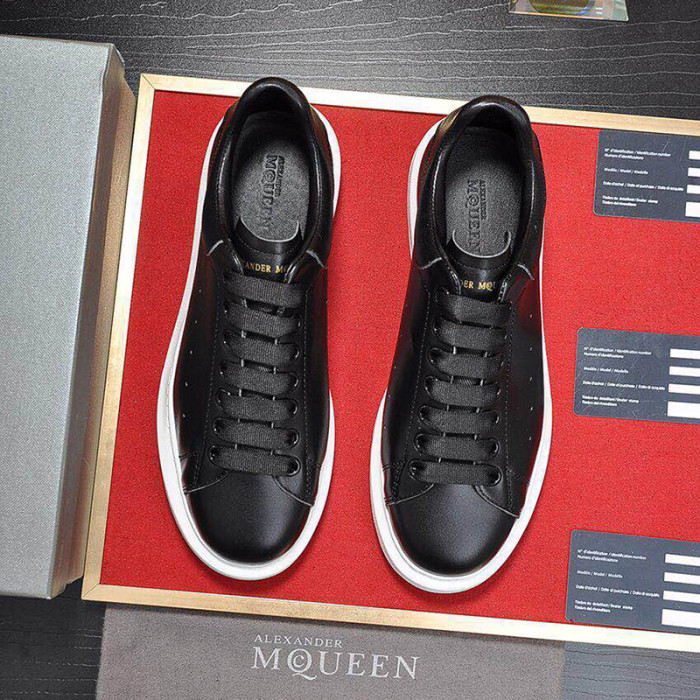 Alexander McQueen Men Shoes Fashion Design Luxury Brand