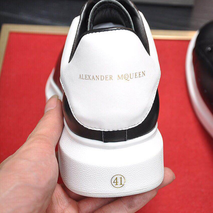 Alexander McQueen Men Shoes Fashion Design Luxury Brand Oversized Sneaker 553680WHGP51070