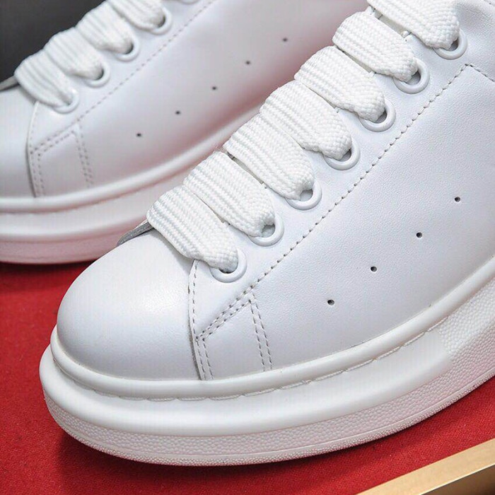 Alexander McQueen Men Shoes Fashion Design Luxury Brand