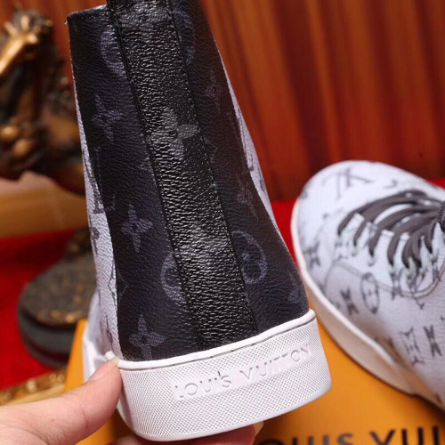 Louis Vuitton Men Shoes Sneakers Fashion Type Luxury Brand